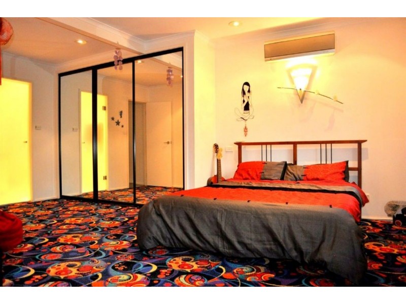 9 Larken Avenue, Baulkham Hills NSW 2153