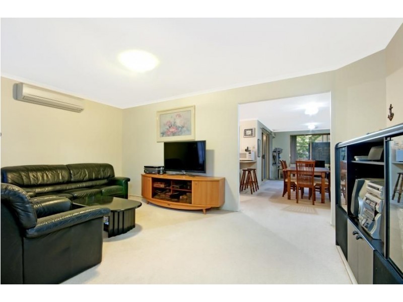 5a Rowallan Avenue, Castle Hill NSW 2154