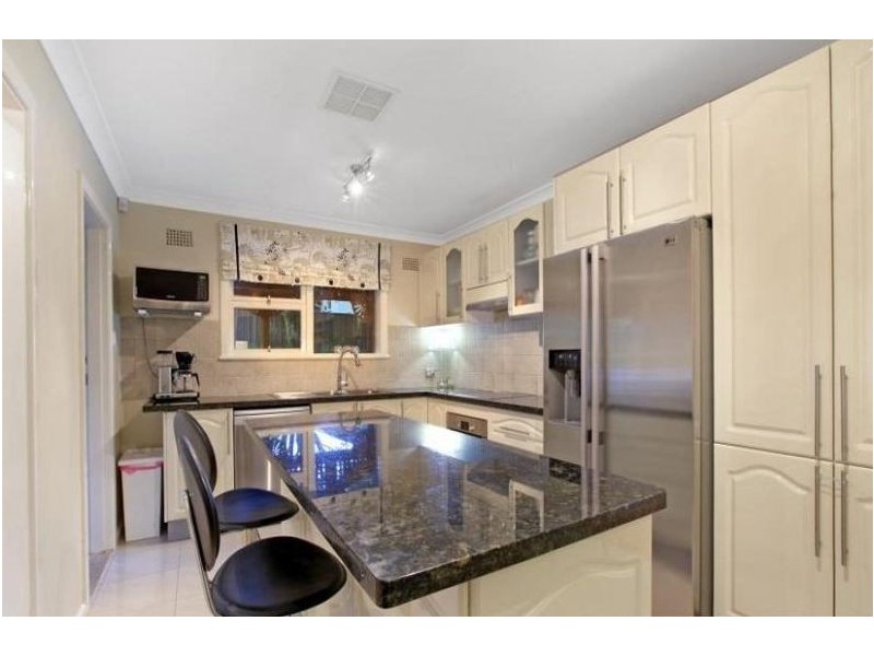 6 Treeview Place, North Rocks NSW 2151