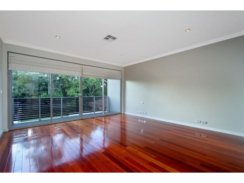 7b Woodlands Street, Baulkham Hills NSW 2153