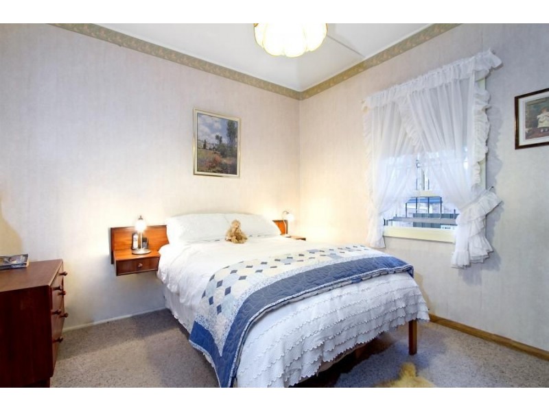 11 Murray Street, Northmead NSW 2152