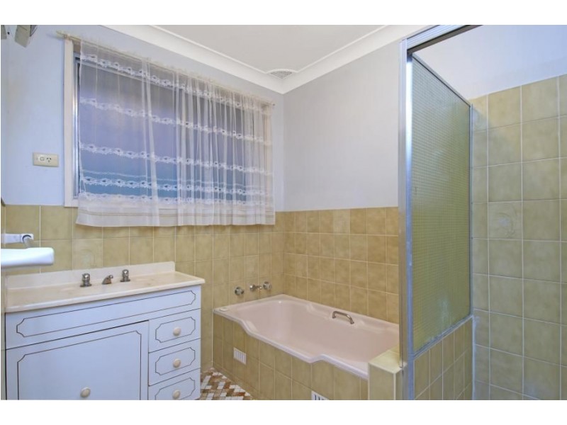 24 Rockley Avenue, Baulkham Hills NSW 2153