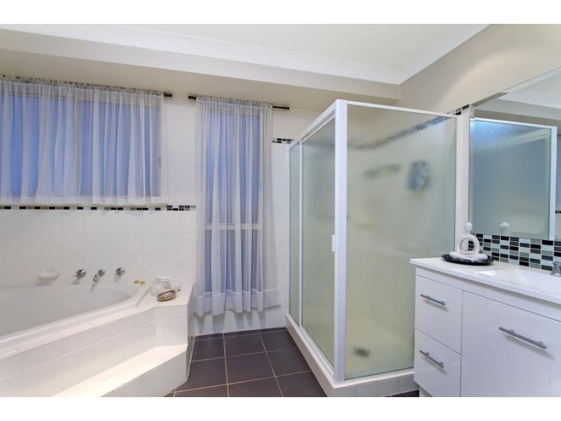 69 Mackillop Drive, Baulkham Hills NSW 2153