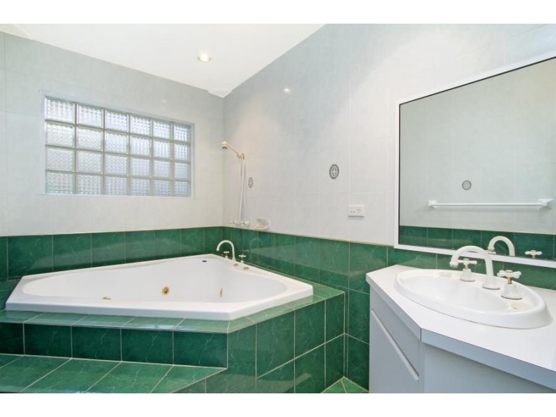 16a Mulgray Avenue, Baulkham Hills NSW 2153