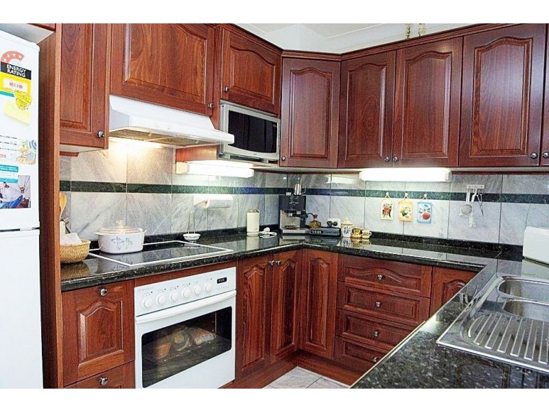 11 Caroline Chisholm Drive, Winston Hills NSW 2153