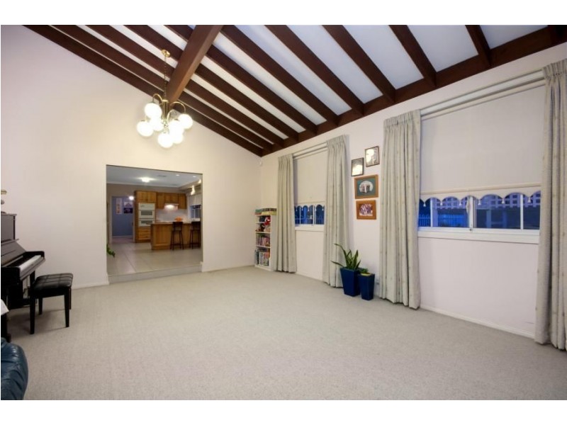 23 Brokenwood Place, Baulkham Hills NSW 2153