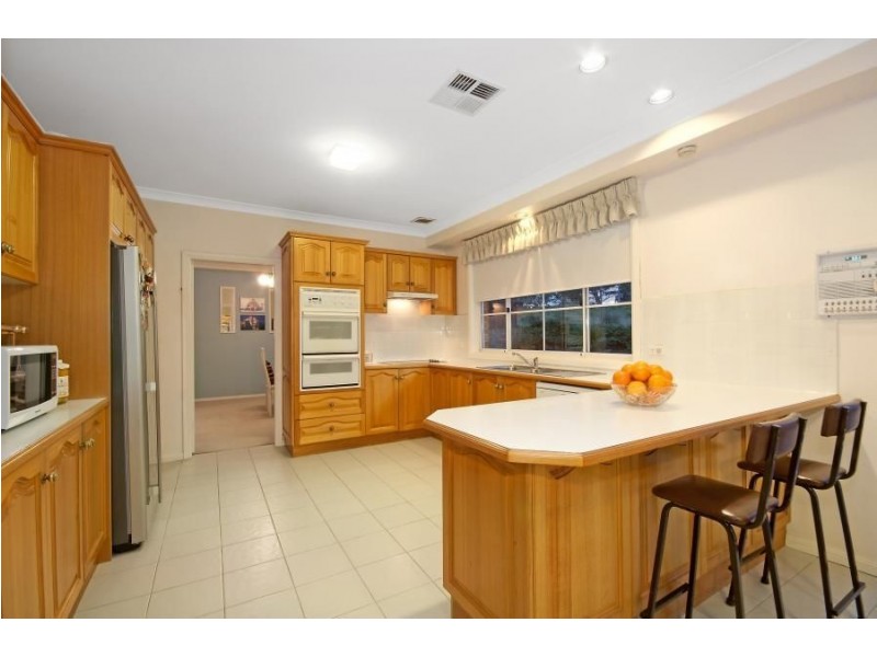 23 Brokenwood Place, Baulkham Hills NSW 2153