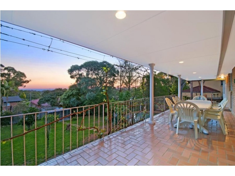 42 Buckingham Road, Baulkham Hills NSW 2153
