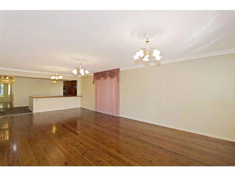 13 Fairfield Road, Woodpark NSW 2164