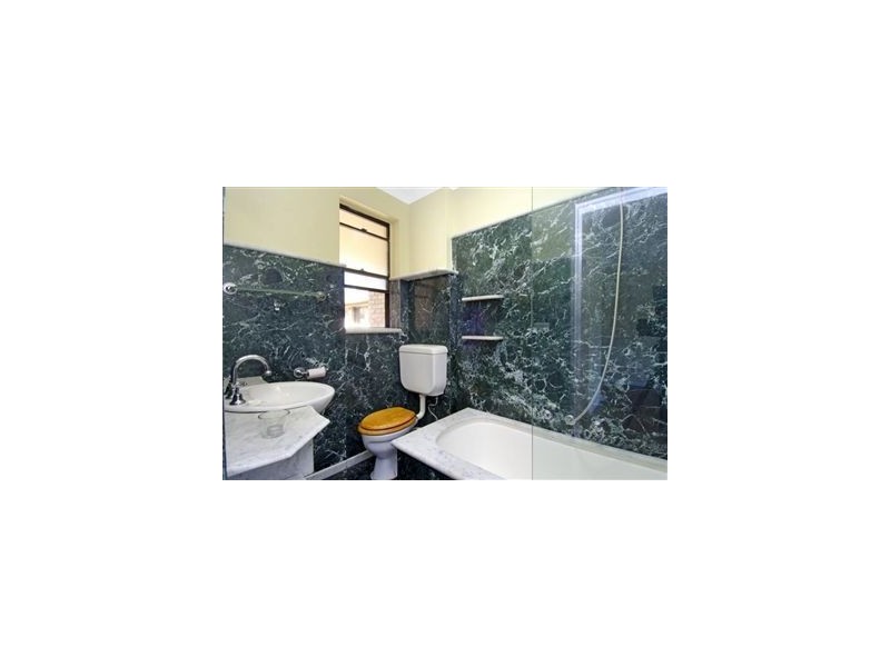 4/19-25 Pile Street, Marrickville NSW 2204