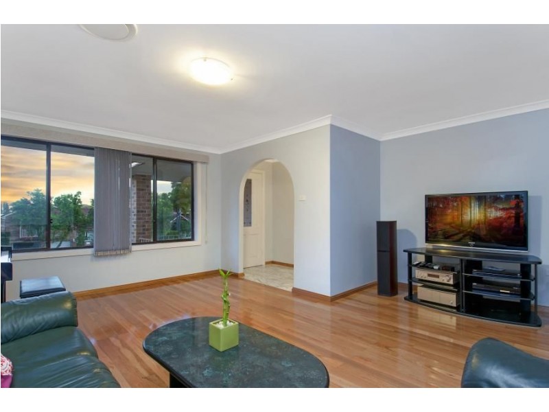 10 Fuchsia Court, Baulkham Hills NSW 2153