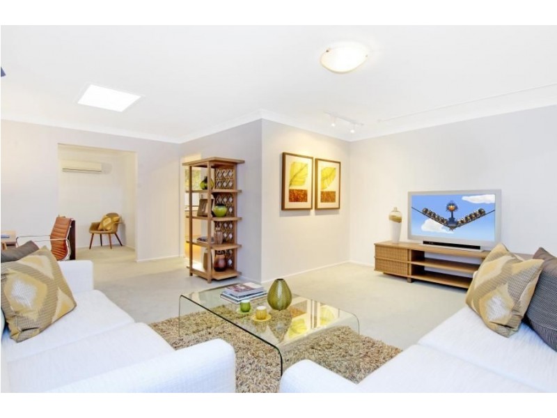 11 Templeton Crescent, Baulkham Hills NSW 2153