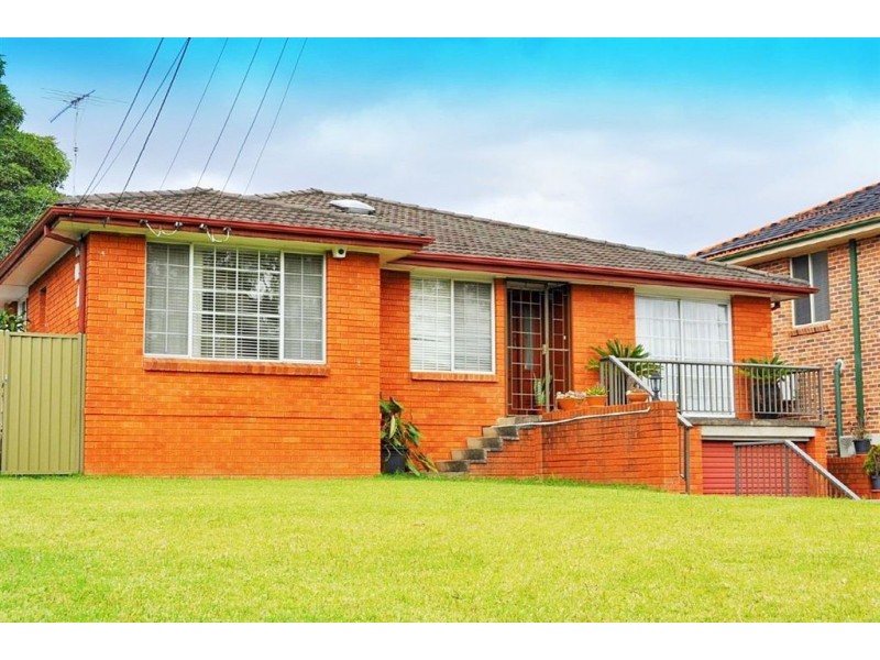 40 Sarah Crescent, Baulkham Hills NSW 2153