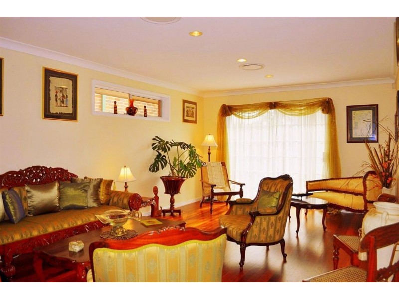 40 Sarah Crescent, Baulkham Hills NSW 2153