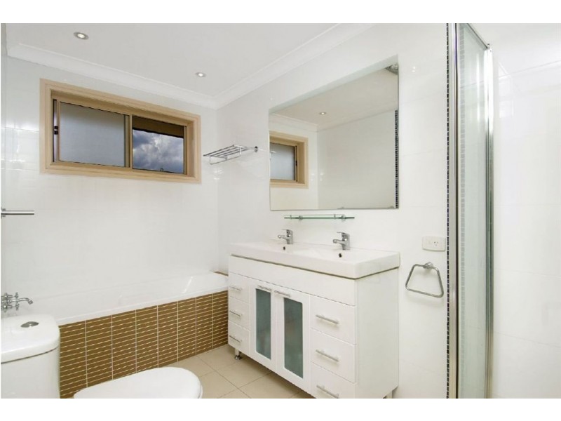 2/422 Windsor Road, Baulkham Hills NSW 2153