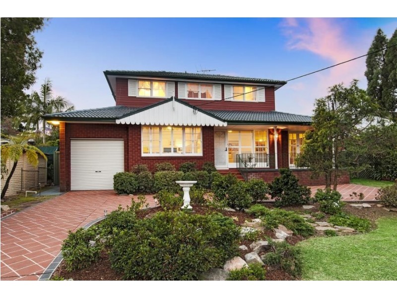 4 Somerset Drive, North Rocks NSW 2151