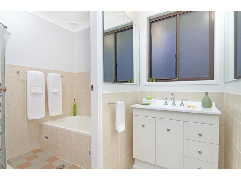 11 Templeton Crescent, Baulkham Hills NSW 2153