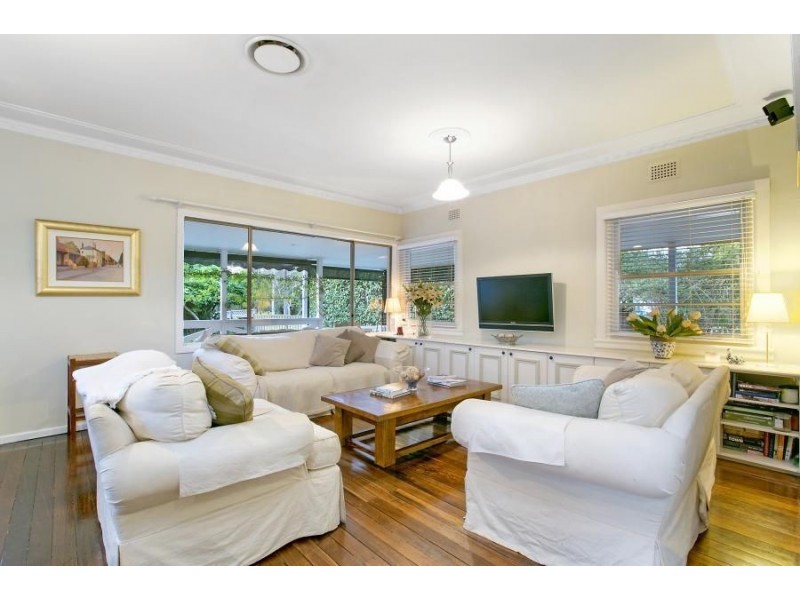 2 Hartland Street, Northmead NSW 2152