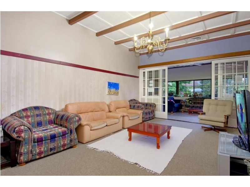 6 Sunnymeade Close, Asquith NSW 2077