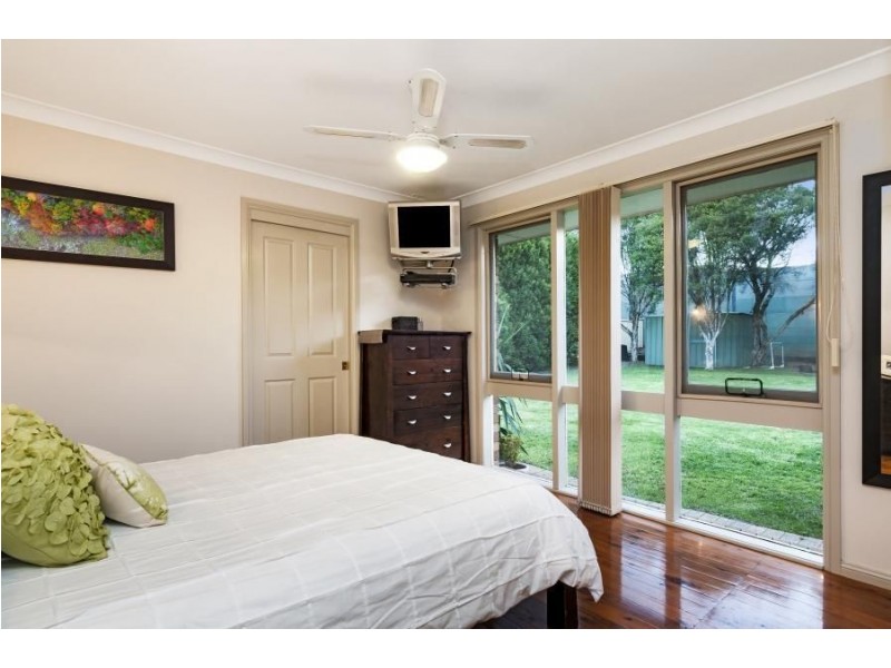 18 Lambert Crescent, Baulkham Hills NSW 2153