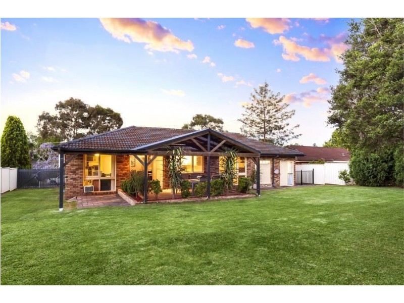 18 Lambert Crescent, Baulkham Hills NSW 2153