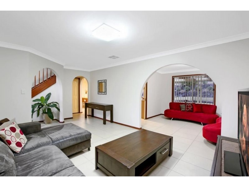 6 Albion Place, Baulkham Hills NSW 2153