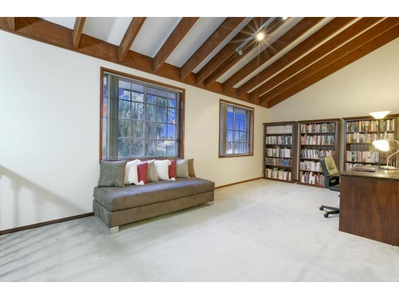 6 Albion Place, Baulkham Hills NSW 2153