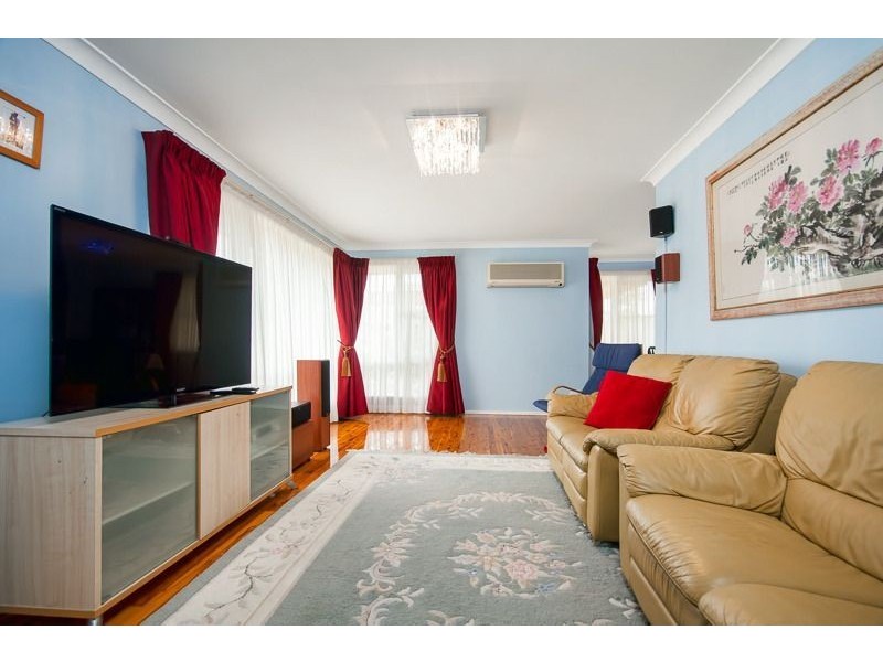 1 Keith Place, Baulkham Hills NSW 2153