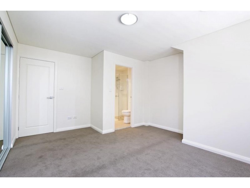 12/33 Windermere Avenue, Northmead NSW 2152