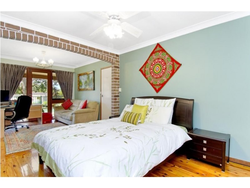 1 Palace Road, Baulkham Hills NSW 2153