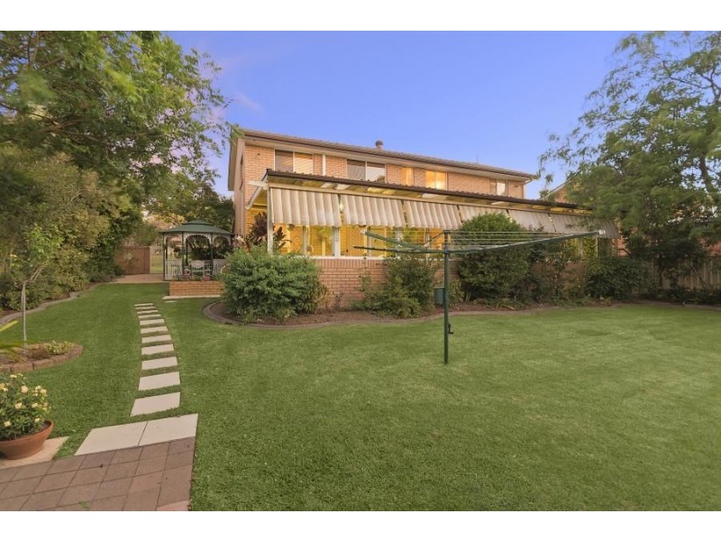 18 Radiata Avenue, Baulkham Hills NSW 2153