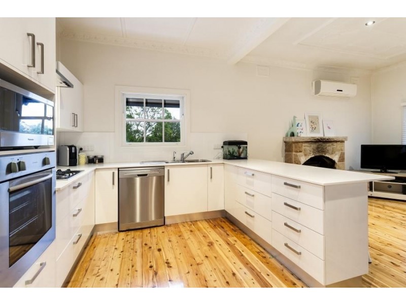 24 Linton Street, Baulkham Hills NSW 2153