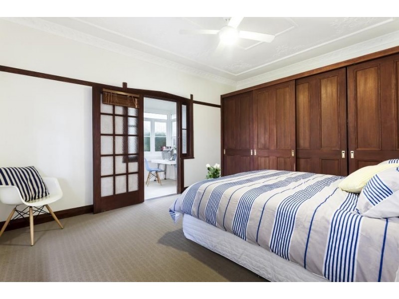 24 Linton Street, Baulkham Hills NSW 2153