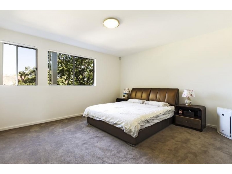 132/23-35 Crane Road, Castle Hill NSW 2154