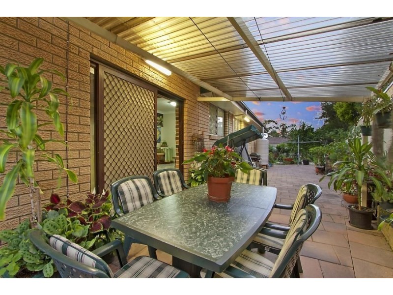 221 Madagascar Drive, Kings Park NSW 2148