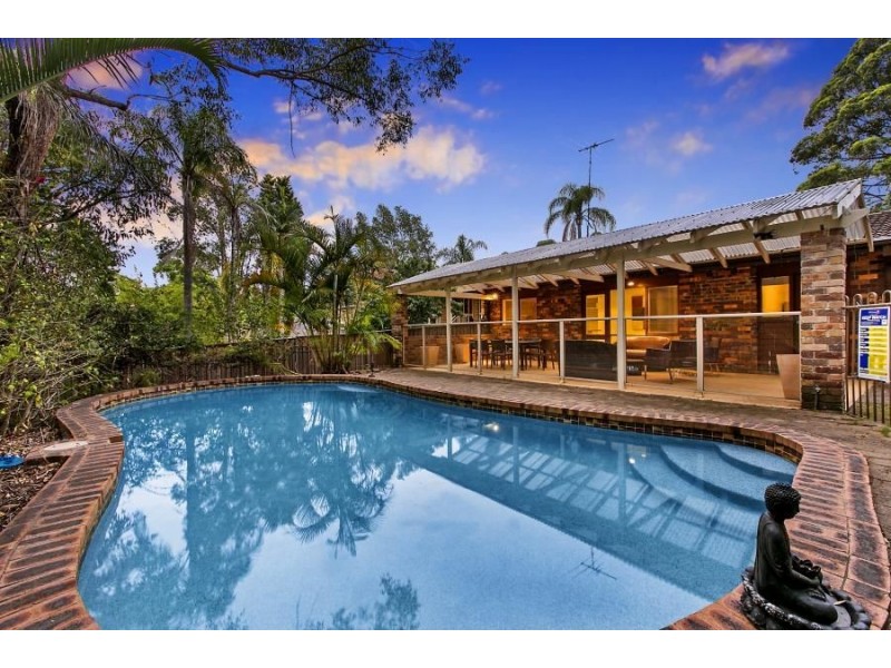 4 Randal Crescent, North Rocks NSW 2151