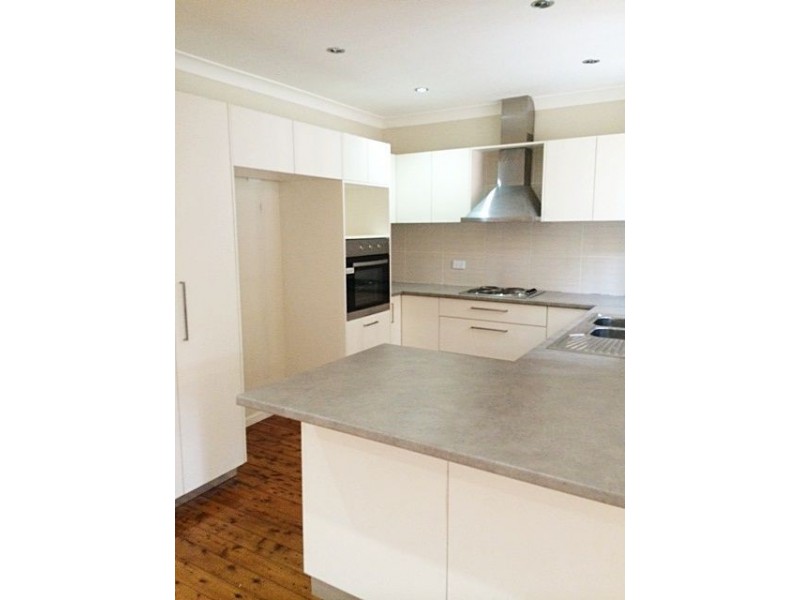 12 Gordon Avenue, Castle Hill NSW 2154