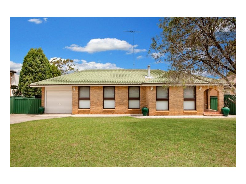 22 Chatsworth Road, St Clair NSW 2759