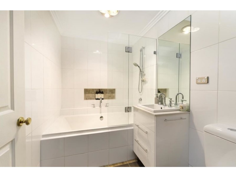 22 Peter Parade, Old Toongabbie NSW 2146