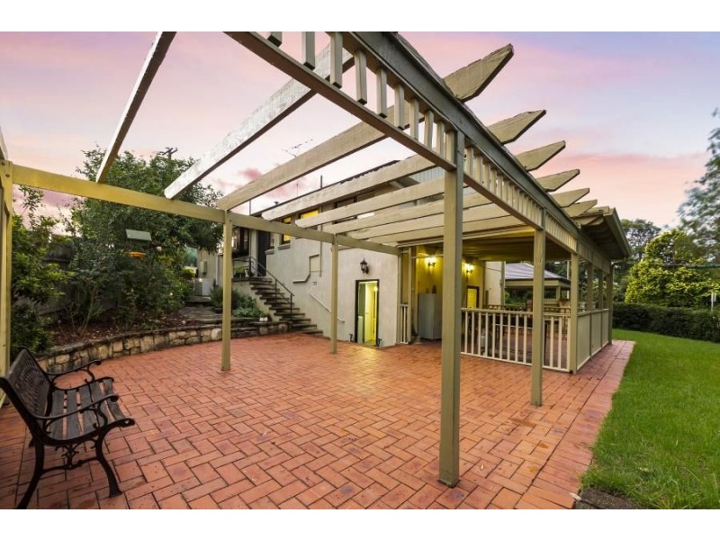 5 Woodhill Street, Castle Hill NSW 2154