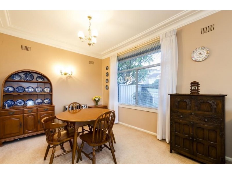 16 Bimbadeen Street, Epping NSW 2121