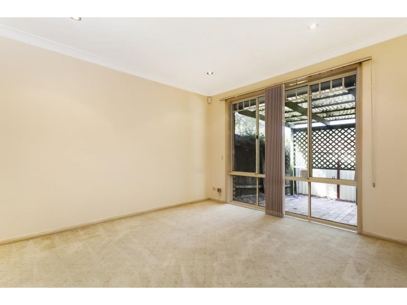 1B Denton Grove, Quakers Hill NSW 2763