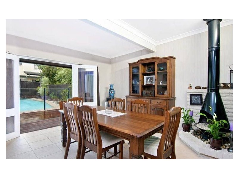 6 Christopher St, Baulkham Hills NSW 2153
