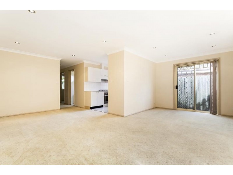 1B Denton Grove, Quakers Hill NSW 2763
