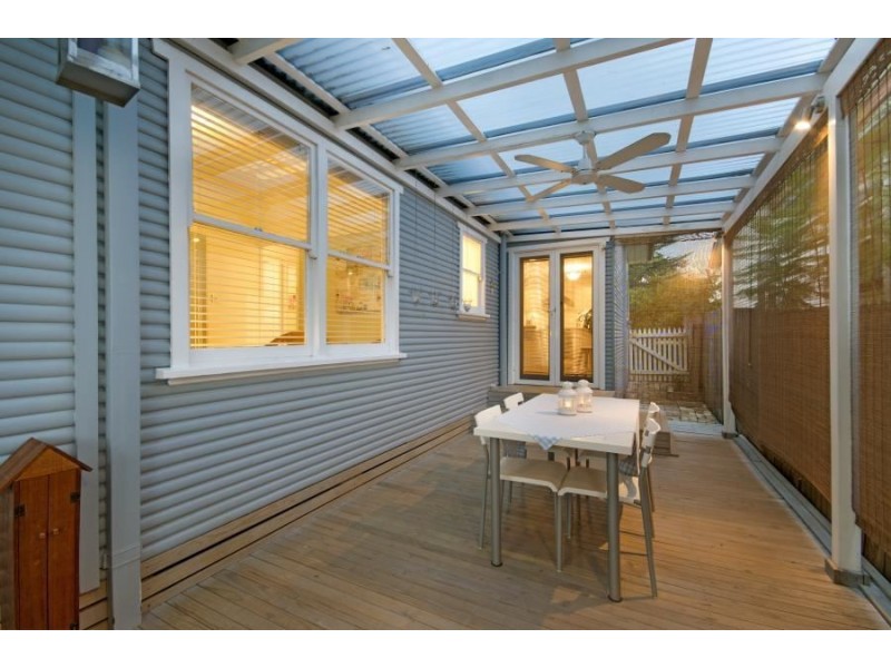 6 Hayes Avenue, Northmead NSW 2152