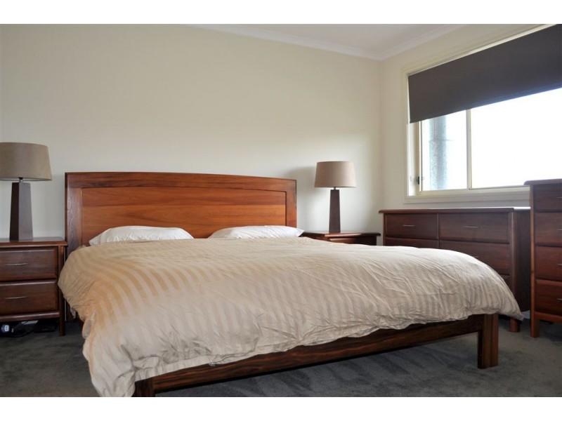 1 Zane Close, Bella Vista NSW 2153