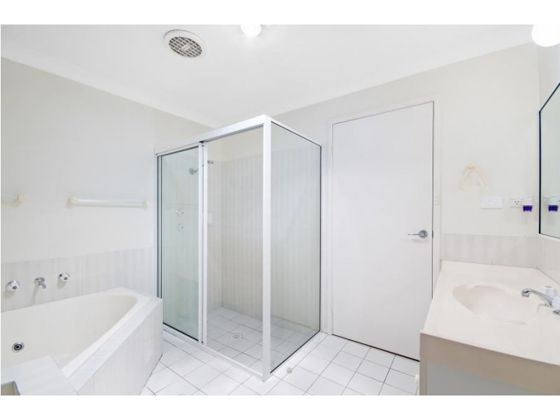 31 Leone Avenue, Baulkham Hills NSW 2153