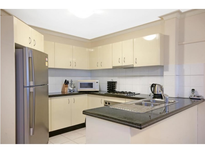 36/312-324 Windsor Rd, Baulkham Hills NSW 2153
