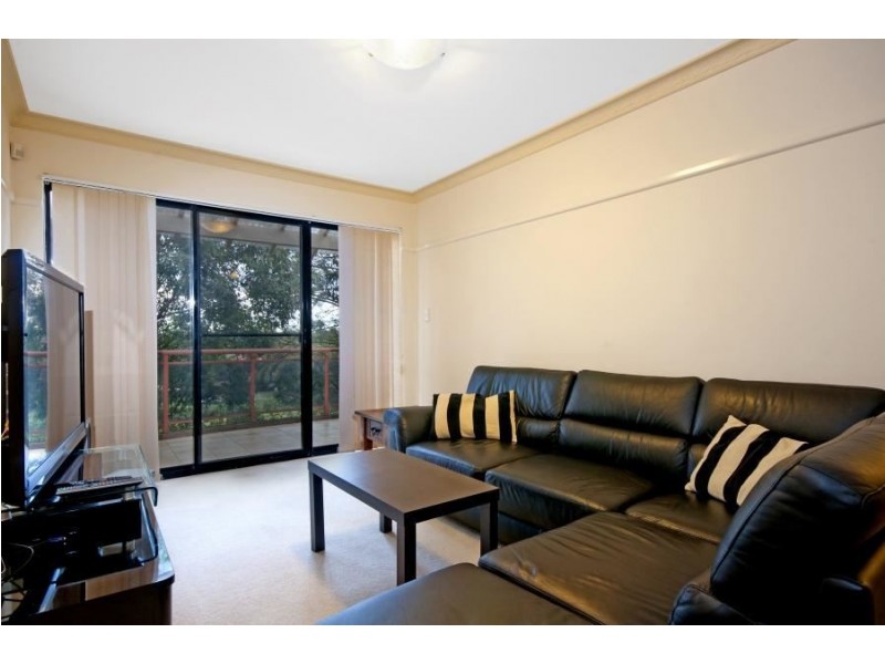 36/312-324 Windsor Rd, Baulkham Hills NSW 2153