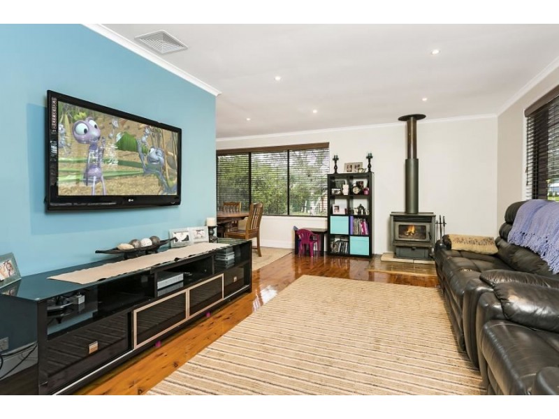 252 Madagascar Drive, Kings Park NSW 2148